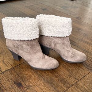 Cozy Tan Heeled Boots with Cream Cuff